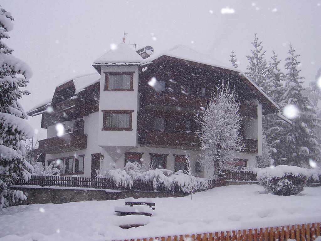 Bed and Breakfast Garni Sayonara San Vigilio Di Marebbe Exterior foto